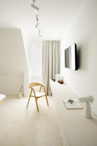Hotel Hello Plovdiv - Free Parking and Pet Friendly - image 4