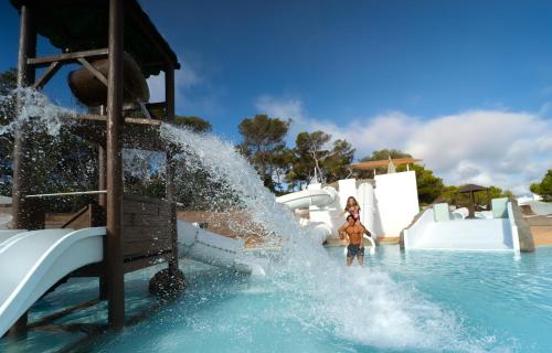 Hotel Cala d'Or Gardens - image 3