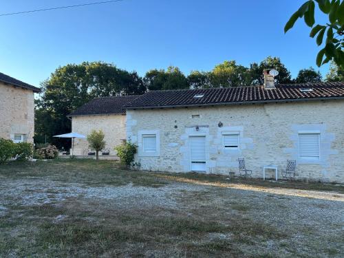Maison de famille gîte à louer Antonne-et-Trigonant