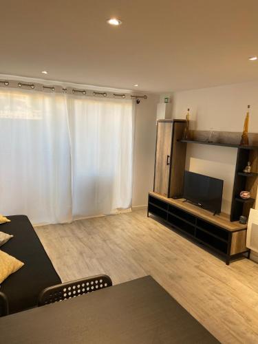 Joli T2 avec jacuzzi in Saint-Victoret