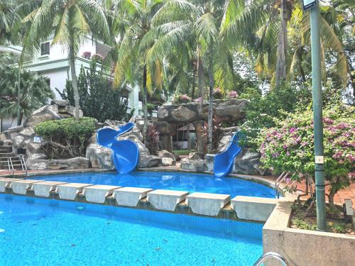 New! Costa Mahkota Pool&SeaView 2BR 4pax Town Area New! Costa Mahkota Pool&SeaView 2BR 4pax Town Area
