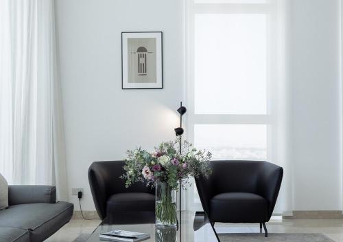 Central Park Residence - image 8