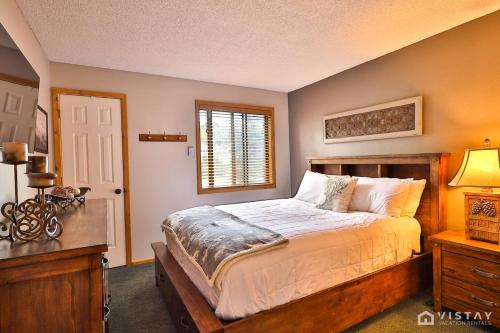 Giant steps 13 - Ski In Ski Out Giant steps 13 - Ski In Ski Out