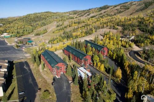 Giant steps 13 - Ski In Ski Out Giant steps 13 - Ski In Ski Out