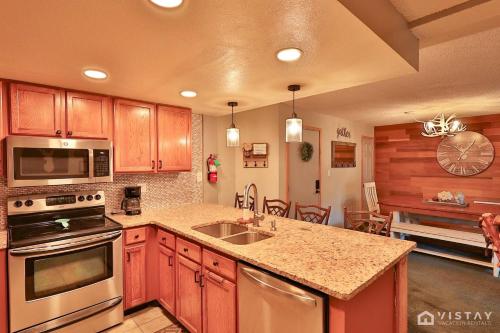 Giant steps 13 - Ski In Ski Out Giant steps 13 - Ski In Ski Out