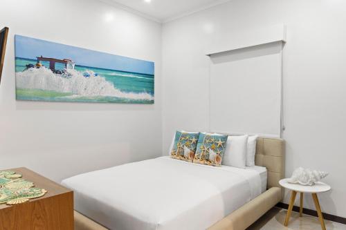 Two-Bedroom Apartment with Sea View image 10