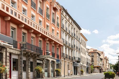 ทัศนียภาพภายนอกโรงแรม, ดิ ออริจินัล ซิตี้ โฮเทล บริสตอล เลอ ปุย-อ็อง-เวแล (The Originals City, Hôtel Bristol, Le Puy-en-Velay) in เลอ ปูว์ ออง เวอเลย์