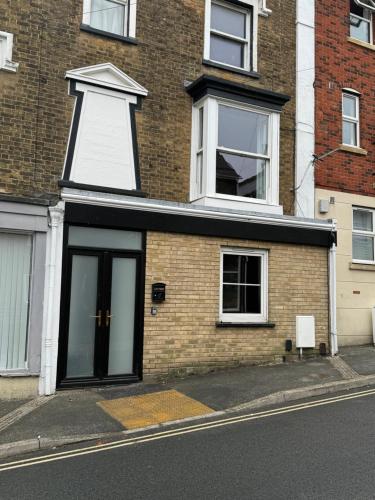 Mill Hill Guest House in Cowes Medina