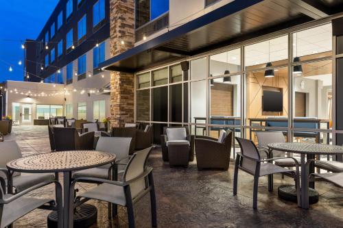Holiday Inn Express And Suites Rhinelander By IHG - main image