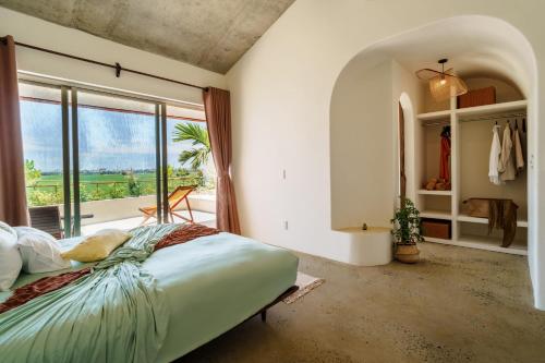 One Bedroom Apartment - Balcony