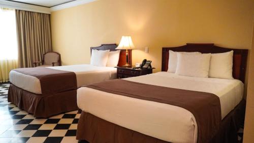 589287206 Hotel El Prado
