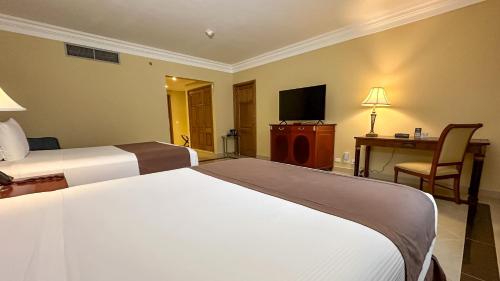 589288472 Hotel El Prado
