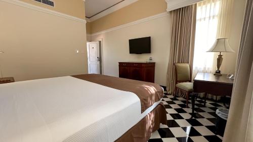 589291622 Hotel El Prado