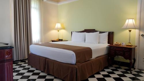 589291633 Hotel El Prado