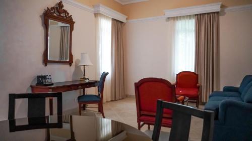 589293399 Hotel El Prado