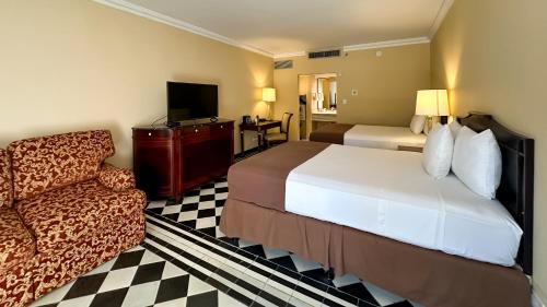 589294905 Hotel El Prado