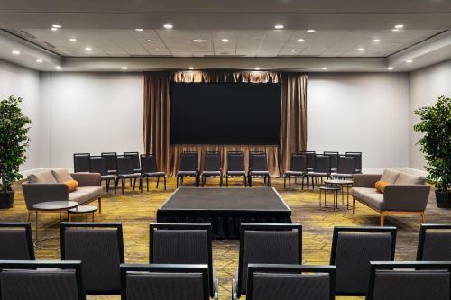 589295482 Dallas/Fort Worth Marriott Hotel & Golf Club at Champions Circle