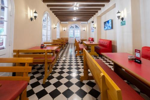 589296178 Hotel El Prado