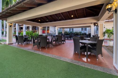 589296184 Hotel El Prado