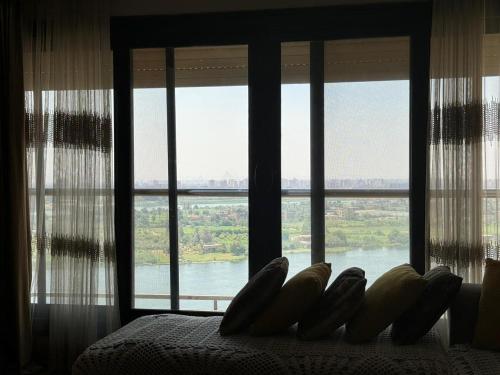 Private Jacuzzi 2BR Apt Nile corniche Maadi