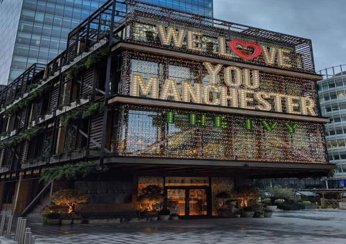 Central Manchester-1BR Apartment Free Parking-Cinema Room, Manchester (Foto 10)