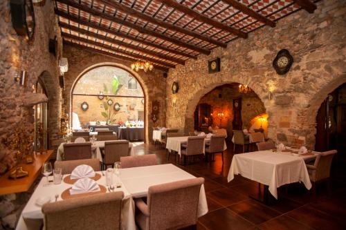 Étterem, Hotel Aires de l'Emporda in Torroella de Fluvia