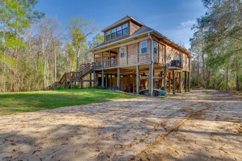 Waterfront Milton Home with Boat Dock! in 佛羅里達州米爾頓 (FL)