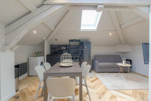 Bel appartement T3, bien équipé, Ecully - Location saisonnière - Écully