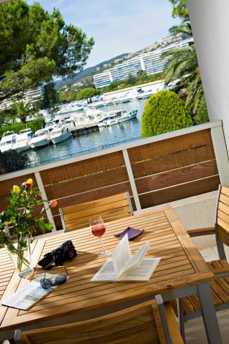 One-Bedroom Apartment (2-4 Persons)