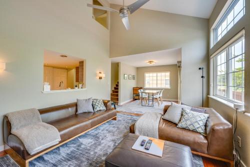 Bright Arvada Townhome with Deck and Grill! in Arvada, USA