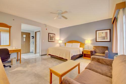 CVG機場凱藝套房酒店 (Quality Inn & Suites CVG Airport) in 厄蘭格