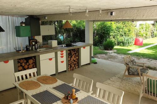 Danube Lupa Island holiday home-close to Budapest in Dunakeszi