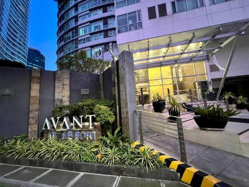 Charming 3-BR Condo in BGC, Metro Manila