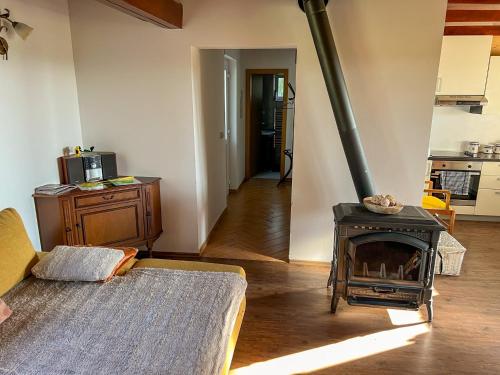 POČITNIŠKA HIŠA SONČNI VRH POČITNIŠKA HIŠA SONČNI VRH