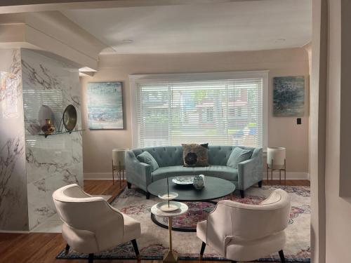 Elevated Entertainment Sleep Suite in Cleveland, USA