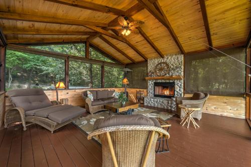Off The Grid by Escape to Blue Ridge - image 12