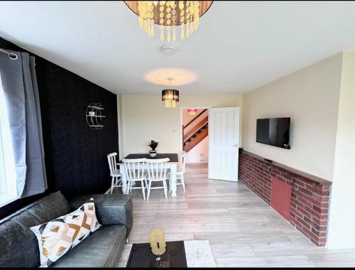 Folkstone Luxury Spacious House