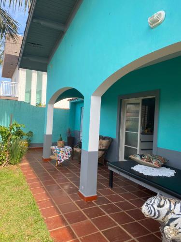 Bela Casa- Térrea até 12 Pessoas, 100 metros do Mar
