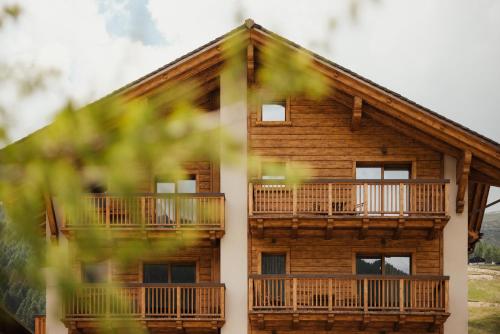 Bonvivar -- Mountain Guesthouse 5
