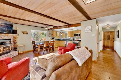 Alpine country villa#2224 in Big Bear Lake, USA