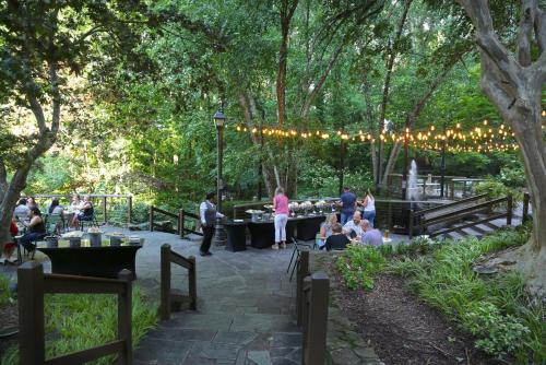589384381 Crowne Plaza Atlanta Perimeter at Ravinia by IHG