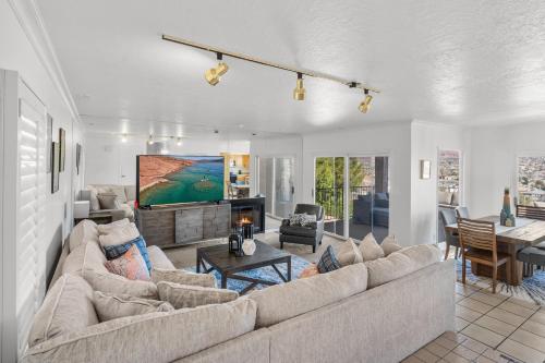 St George Vacation Rental Condo sleeps 9 guest with Resort Amenities