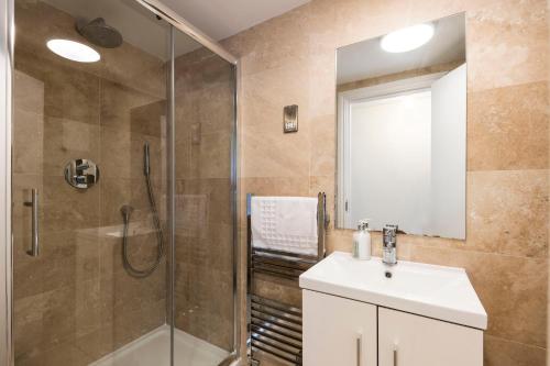Marylebone Gloucester Place by Viridian apartments - image 14