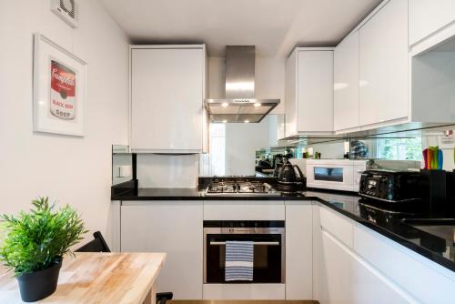 Marylebone Gloucester Place by Viridian apartments - image 8