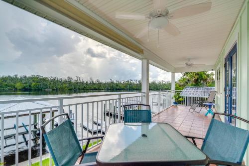 Private Dock and Water Views! Homosassa Retreat in โฮโมซัสซา (FL)