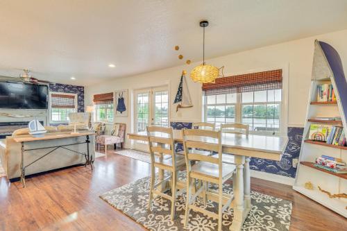 Private Dock and Water Views! Homosassa Retreat in โฮโมซัสซา (FL)