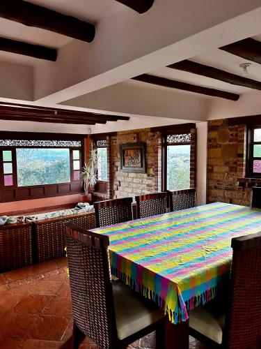 Three-Bedroom Villa image 8