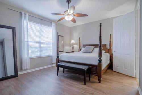 Fabulous Vista Cay Lakeview Island Breeze Near all theme Parks and Walk to the Convention center in Orlando, USA
