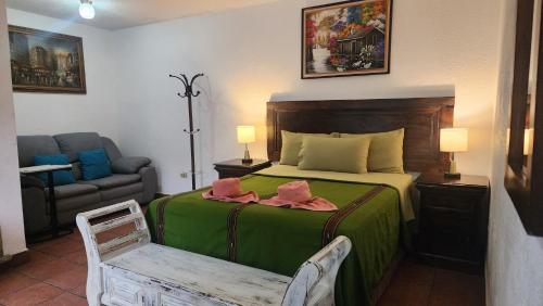 Queen Room with Balcony image 10
