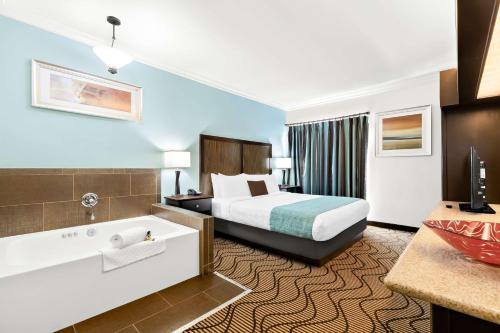 Best Western Plus Irvine Spectrum Hotel - image 9